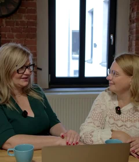 Rozmowa z klientką w biurze Pewnik
